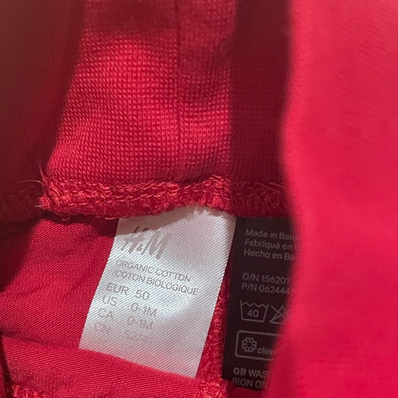 Adorable H&M Christmas Set size 0-1m - Picture 4 of 4